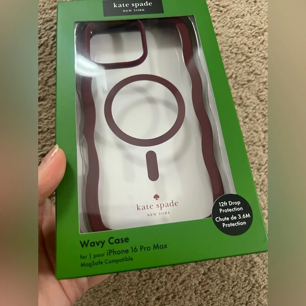 KATE SPADE Protective Case Magsafe For IPHONE 16 PRO MAX Wavy Burgundy Clear